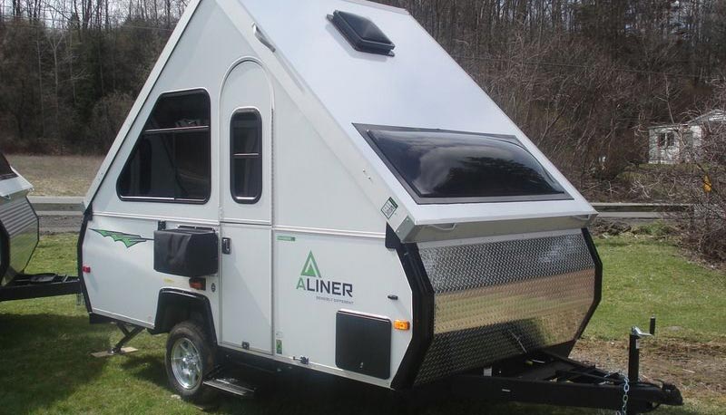 Næsten få øje på boom Camper Rentals in New Hampshire | Rent a Pop-Up Camper